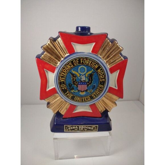 Vintage 1973 Ezra Brooks VFW Hand Decorated 24kt Gold Decanter - Picture 16 of 16